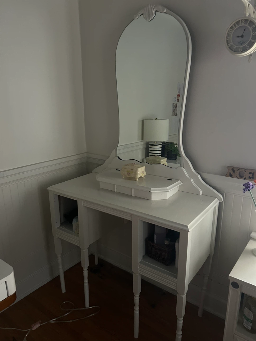 Antique White Vanity Dresser with Mirror