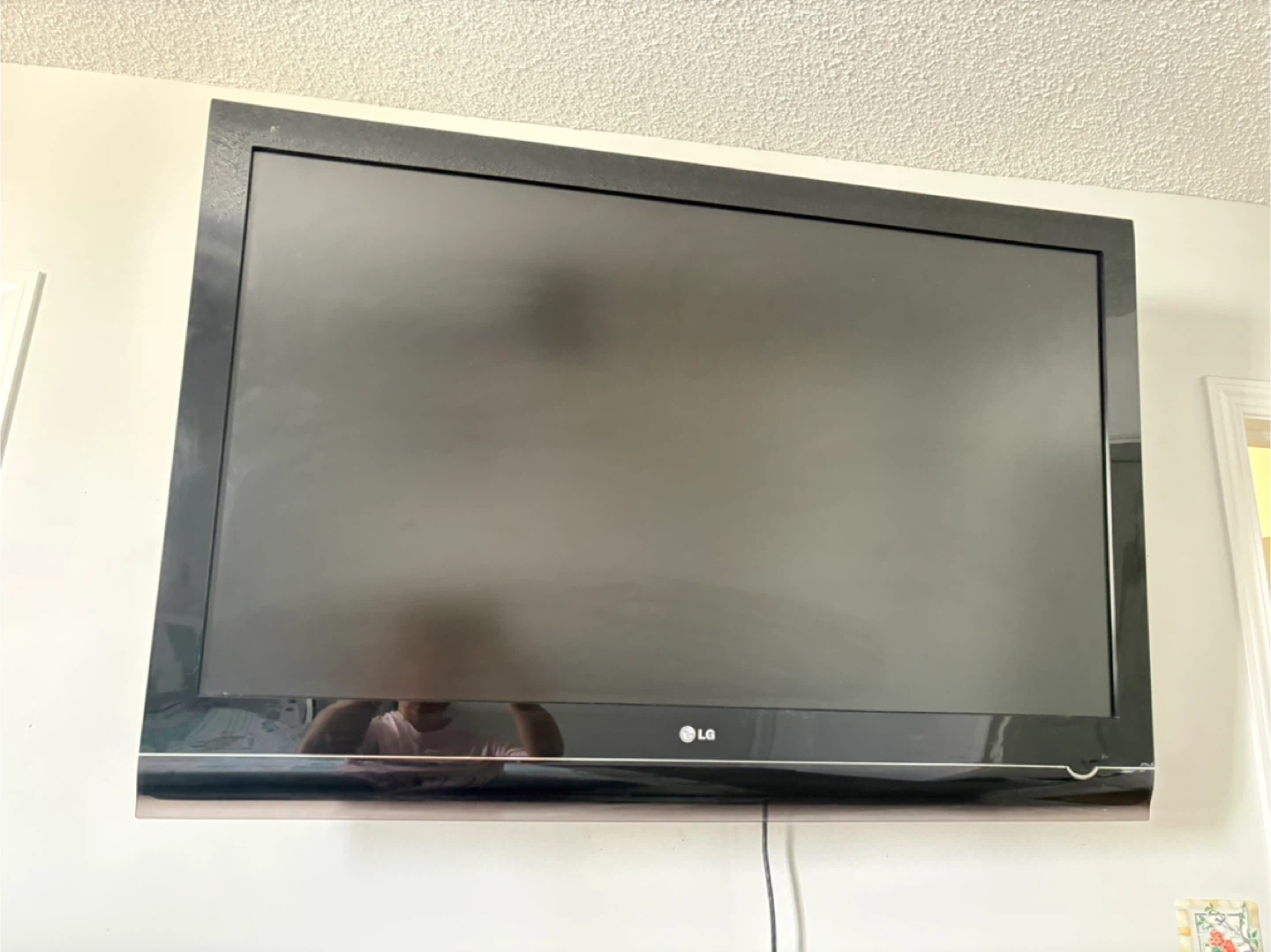 LG Flat Screen TV