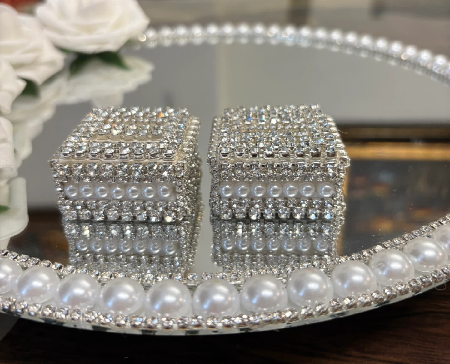Round Mirror Tray with Faux Pearls & silver rhinestone borders - photo 3