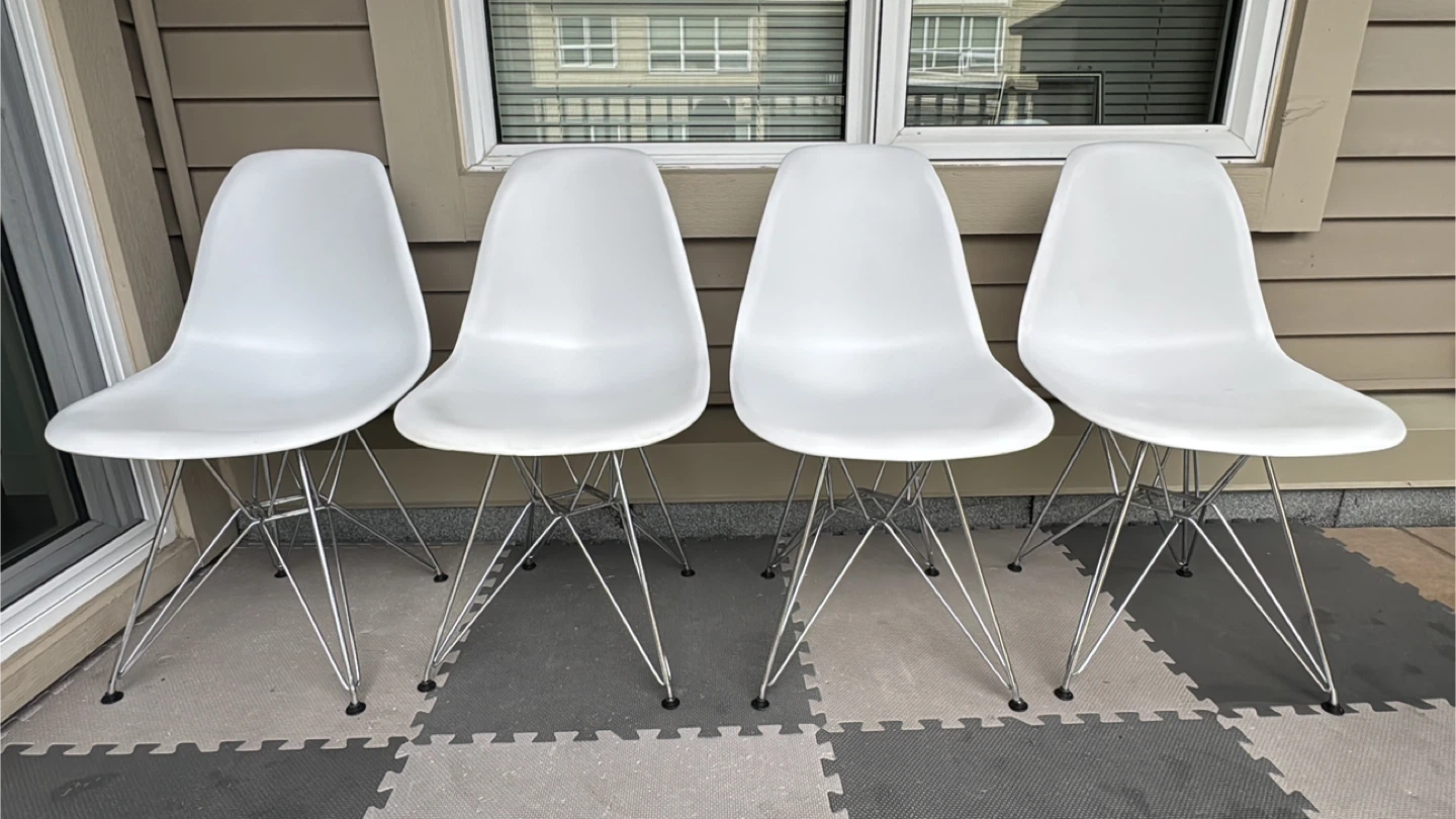 Mid-Century Modern Eames-Inspired Eiffel Chairs - Set of 4 - photo 4