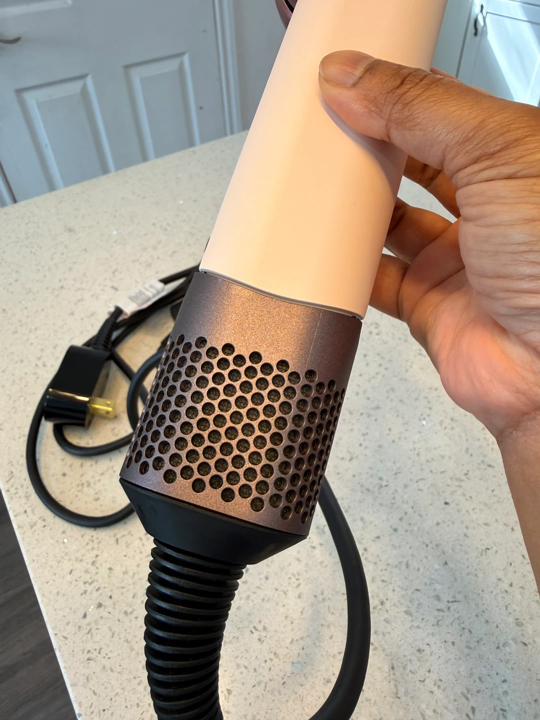 Dyson air straight (Oakville) - photo 3