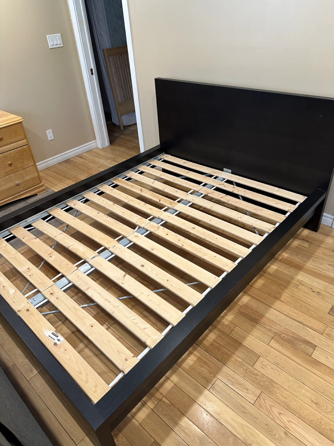 IKEA MALM Queen Size Bed Frame (CAN DELIVER) - photo 5