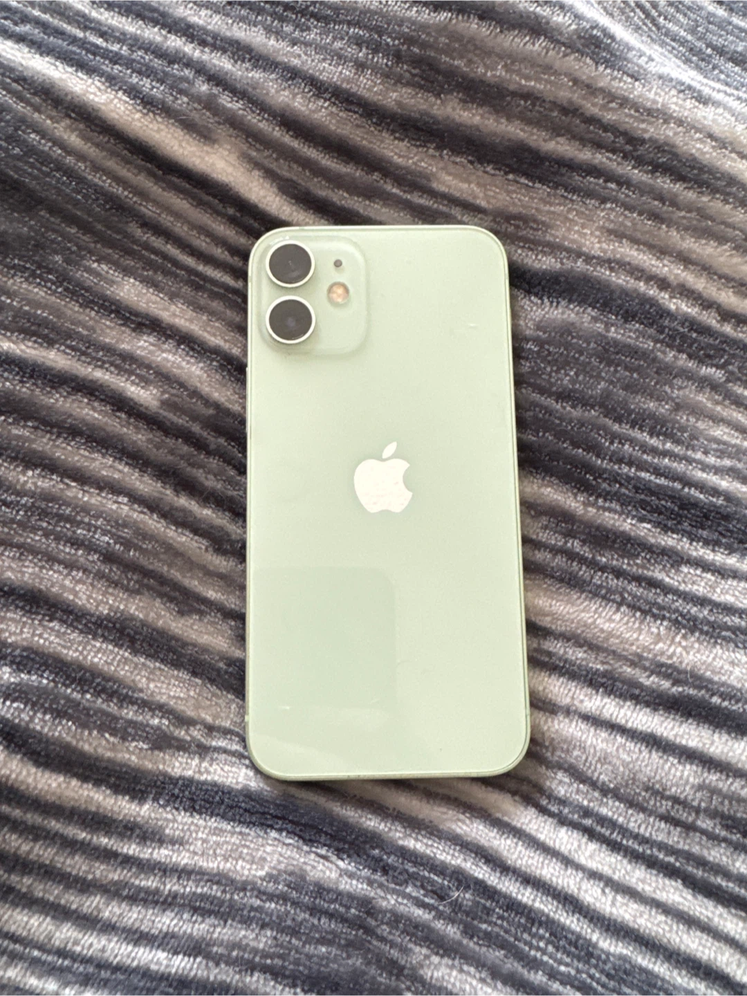 Green-128GB iPhone 12 Mini - teal leather case - photo 2
