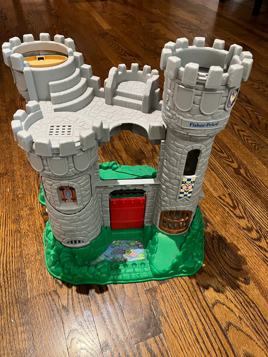 Fisher-Price Little People Castle Toy #freecycle