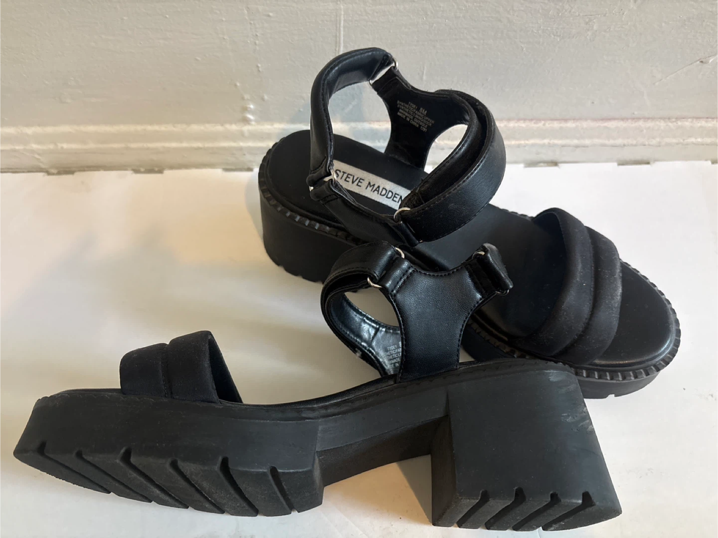Steve Madden Black Platform Sandals - photo 3