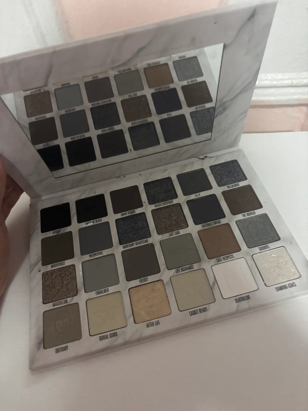 Jeffree Star Cosmetics Conspiracy Eyeshadow Palette - photo 4