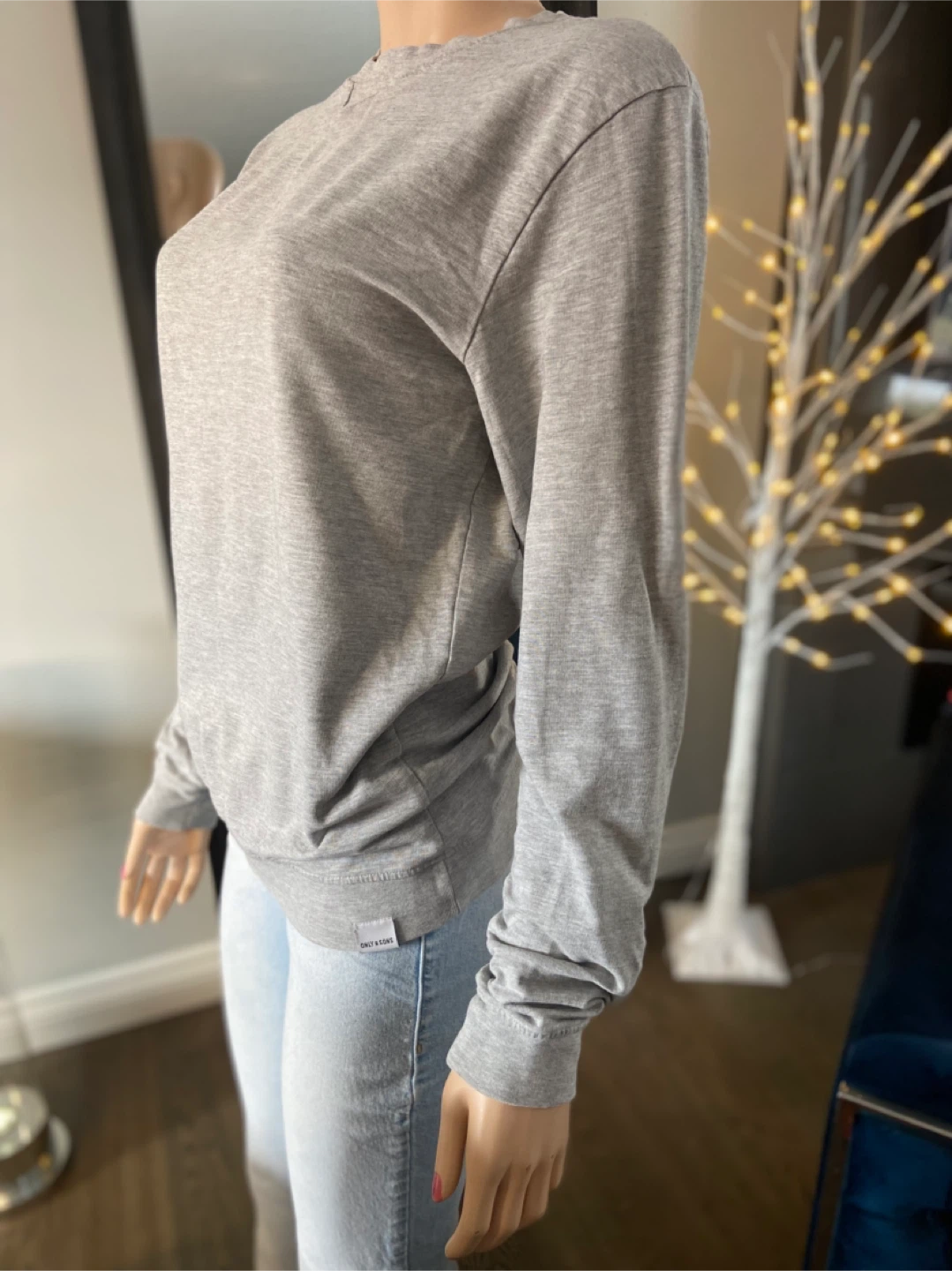 EUC: ONLY & SONS Grey Crewneck Sweatshirt S - photo 3