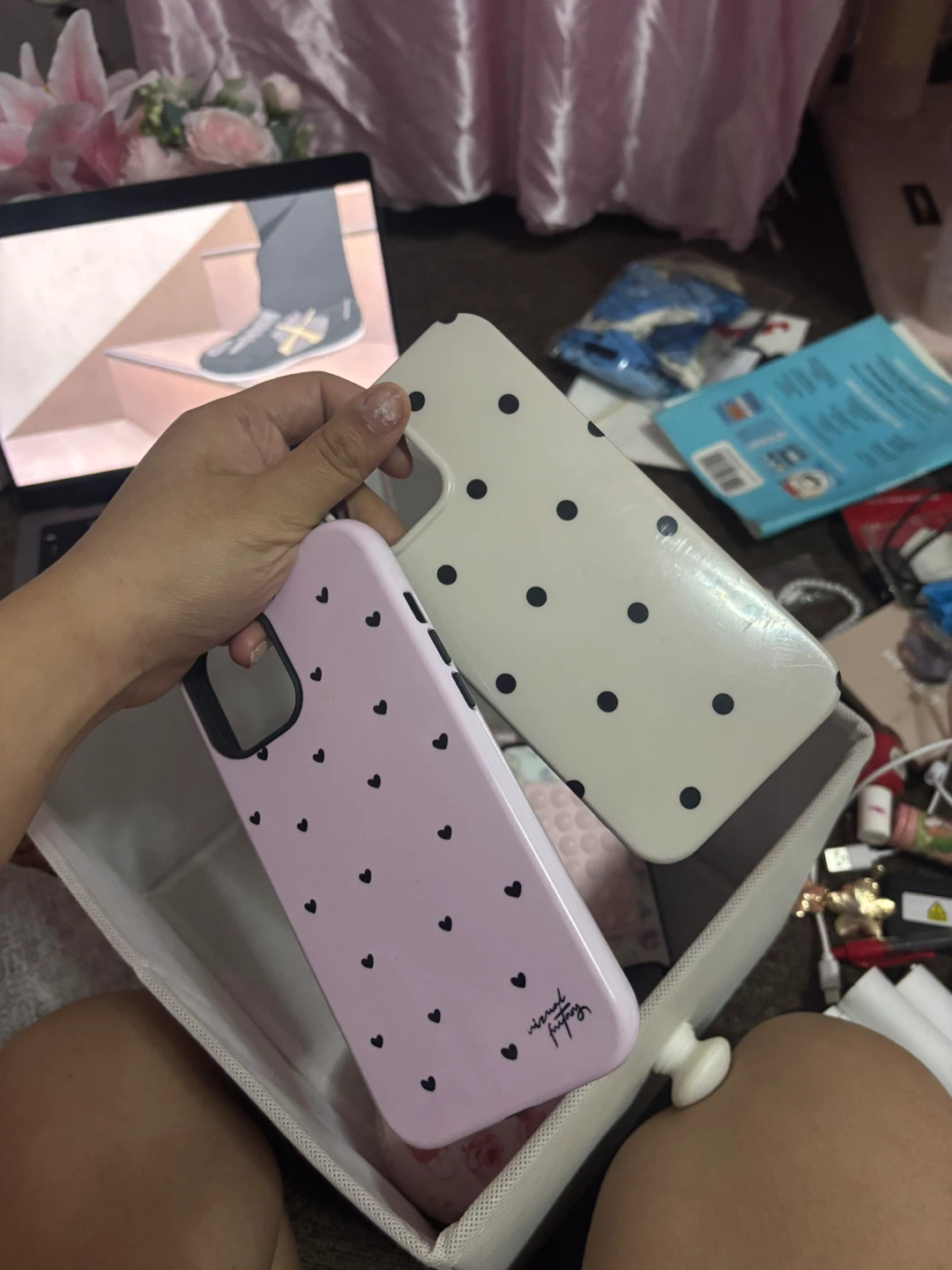 Lot of 5 Assorted Phone Cases - photo 5