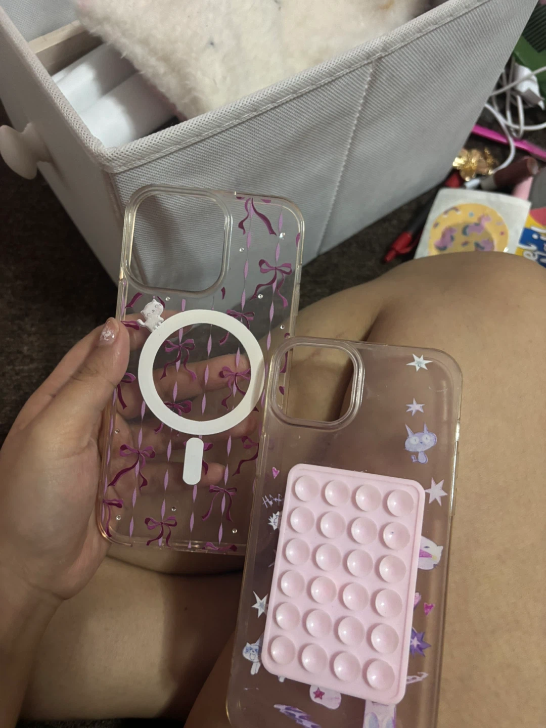 Lot of 5 Assorted Phone Cases - photo 2