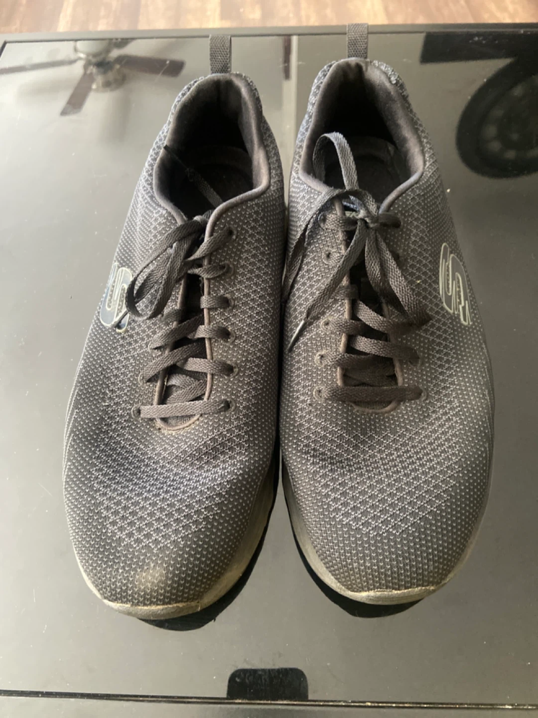 Skechers Air Shoes - Men's Size 11