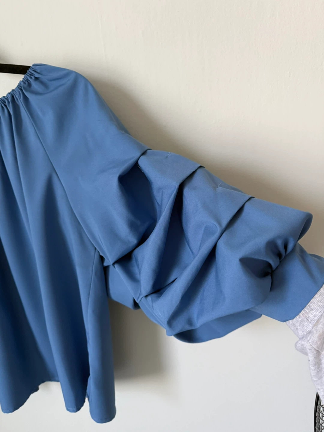 Off-the-shoulder unique blue top - photo 3
