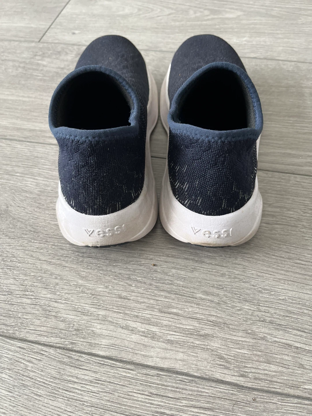 Comfortable Vessi slip-on bacl colour sneaker. - photo 2