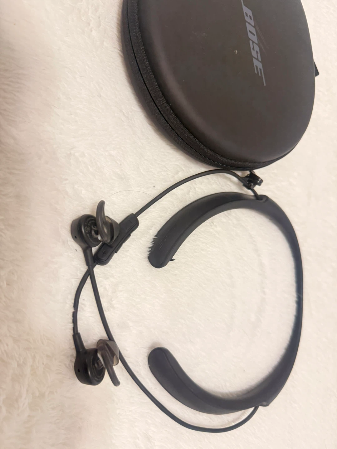 Bose Wireless Neckband Headphones with Case