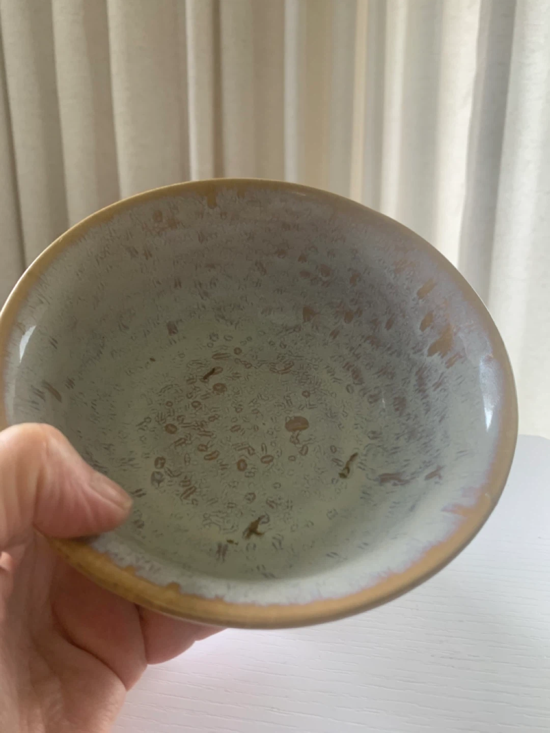 Set of 2 Pedestal Bowls