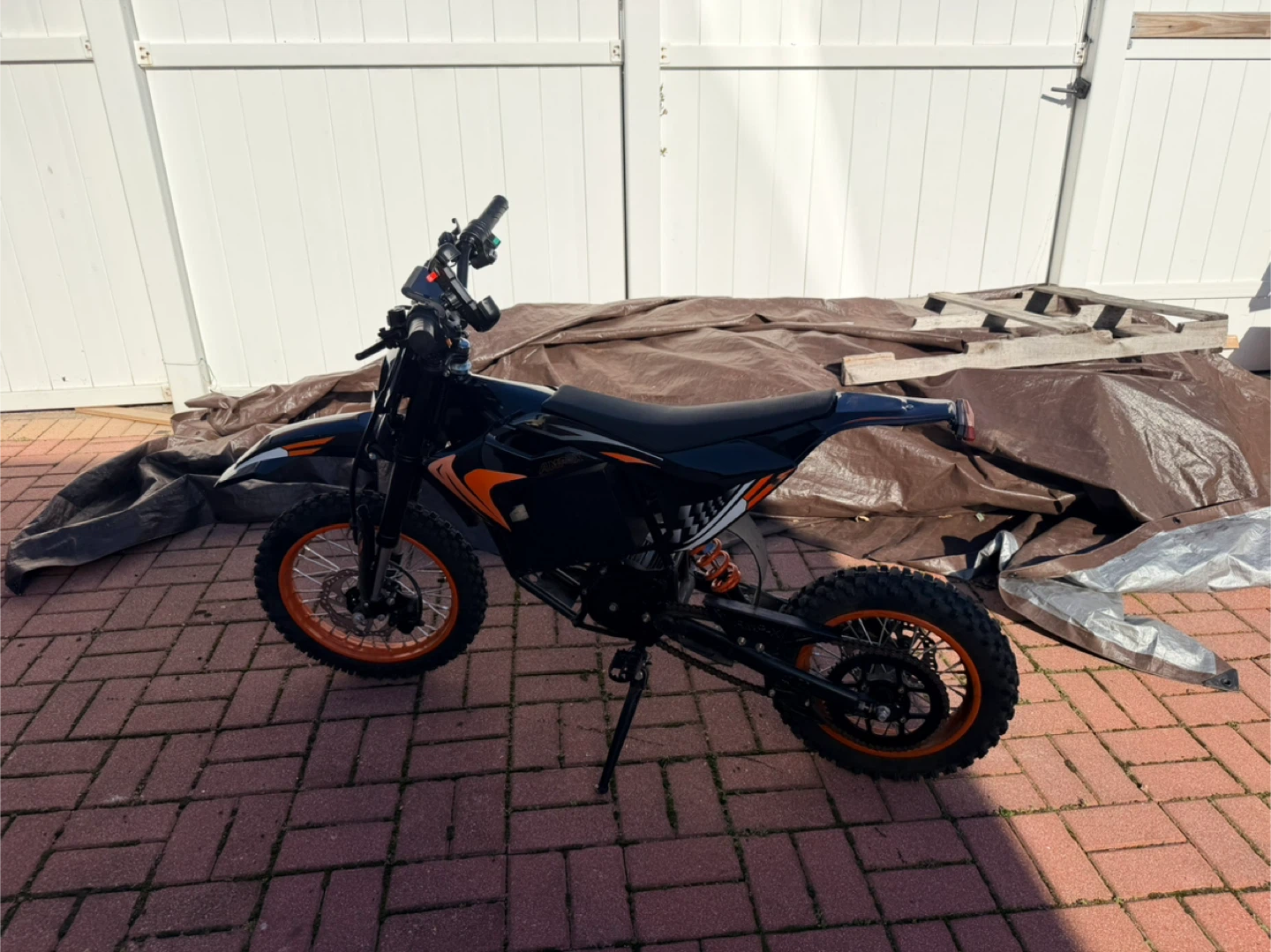 E dirt bike *NO TRADES*