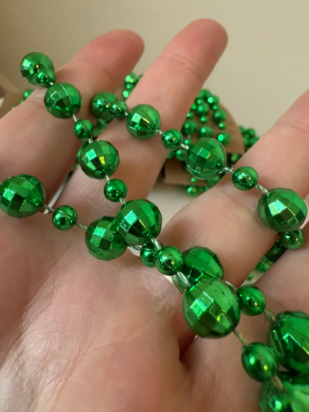 Green disco ball garlands x4 - photo 2