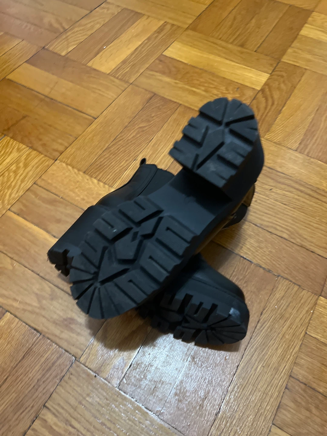 Black Chelsea Boots with Chunky Heel - photo 4