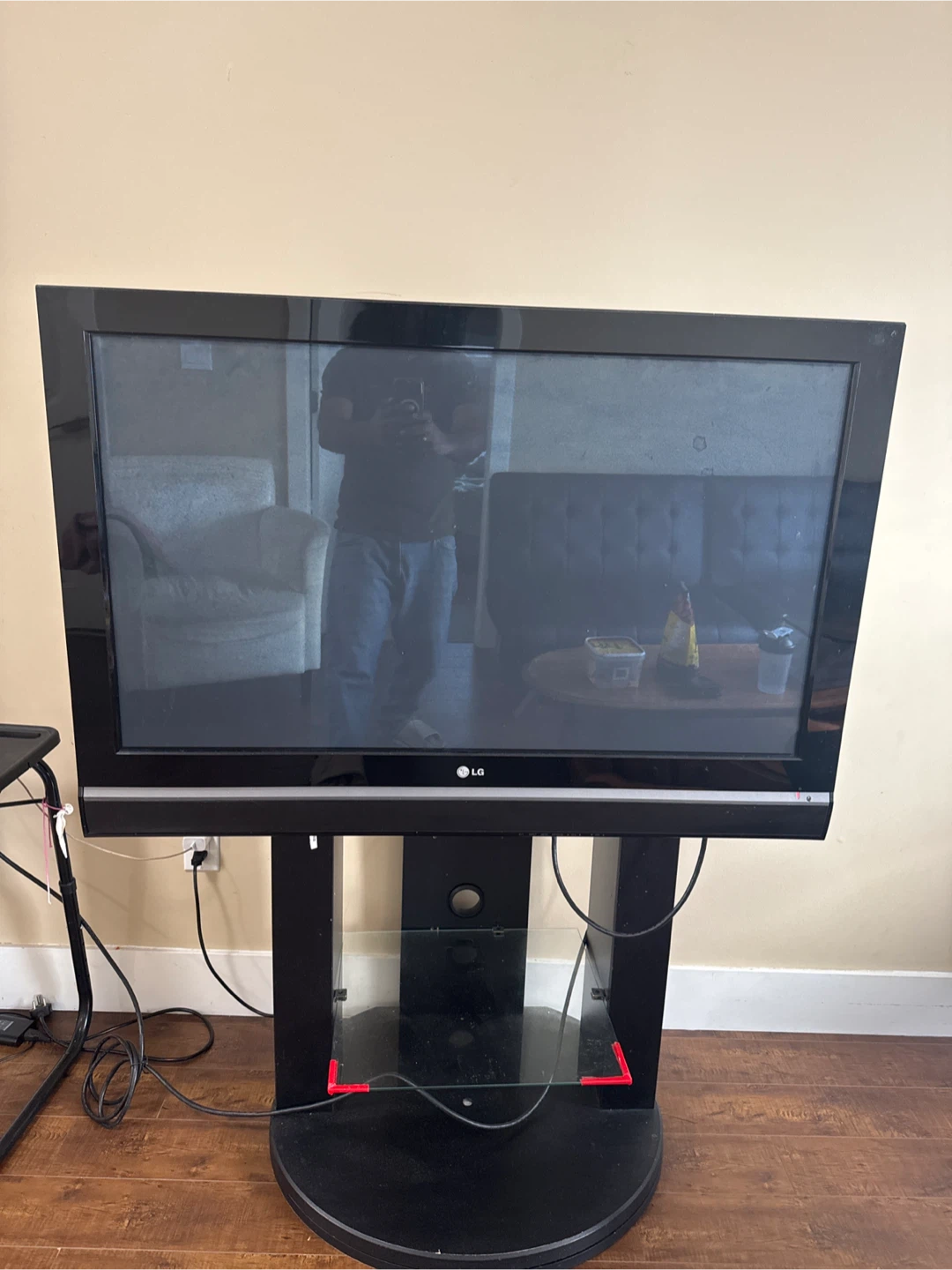 LG Flat Screen TV with Stand