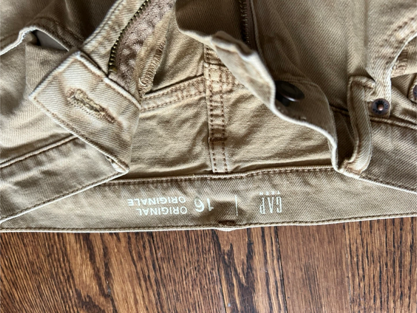 Gap Originale Khaki Pants - Size 16