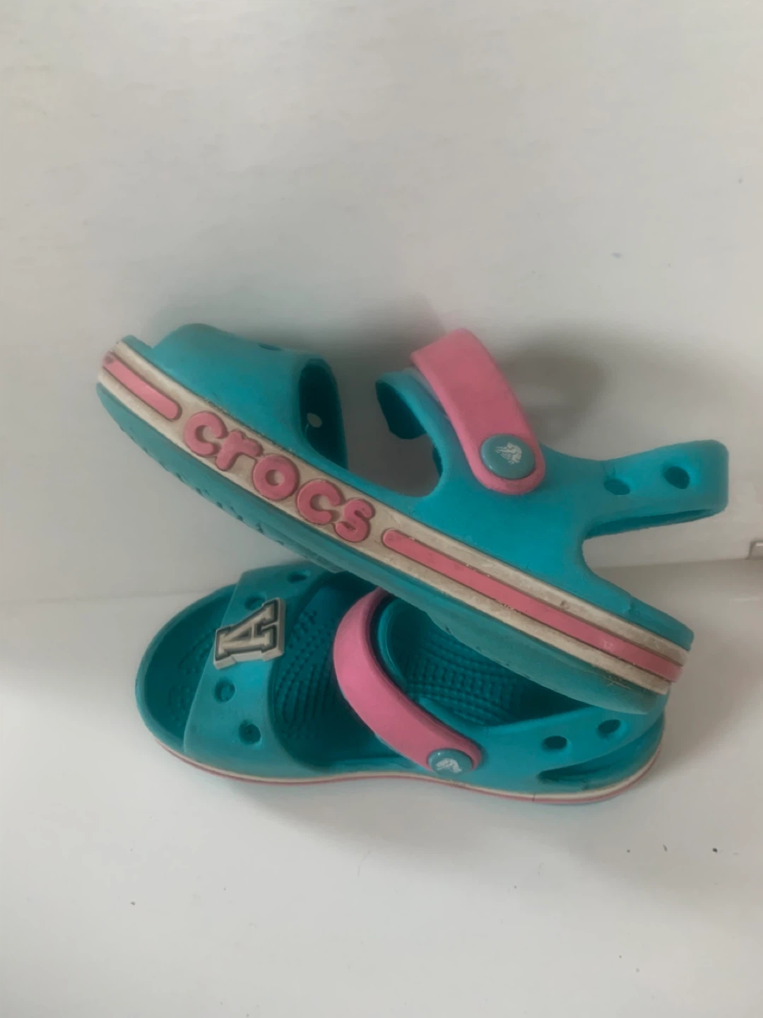 Girls Crocs Sandals Size 9 - photo 2