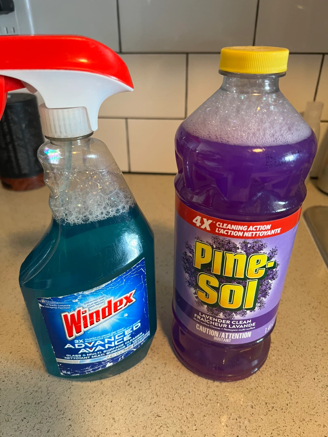 Windex Advanced Glass & Multi Surface Cleaner - 946 mL