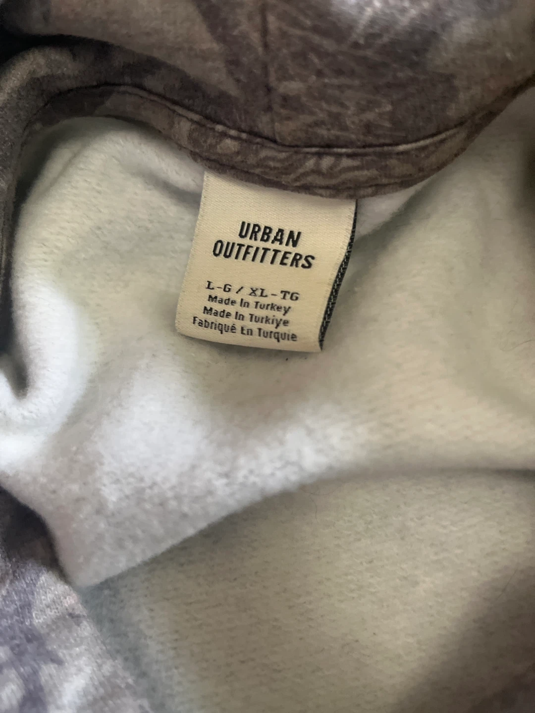 Urban Outfitters Camo Hoodie Size L/XL - photo 2