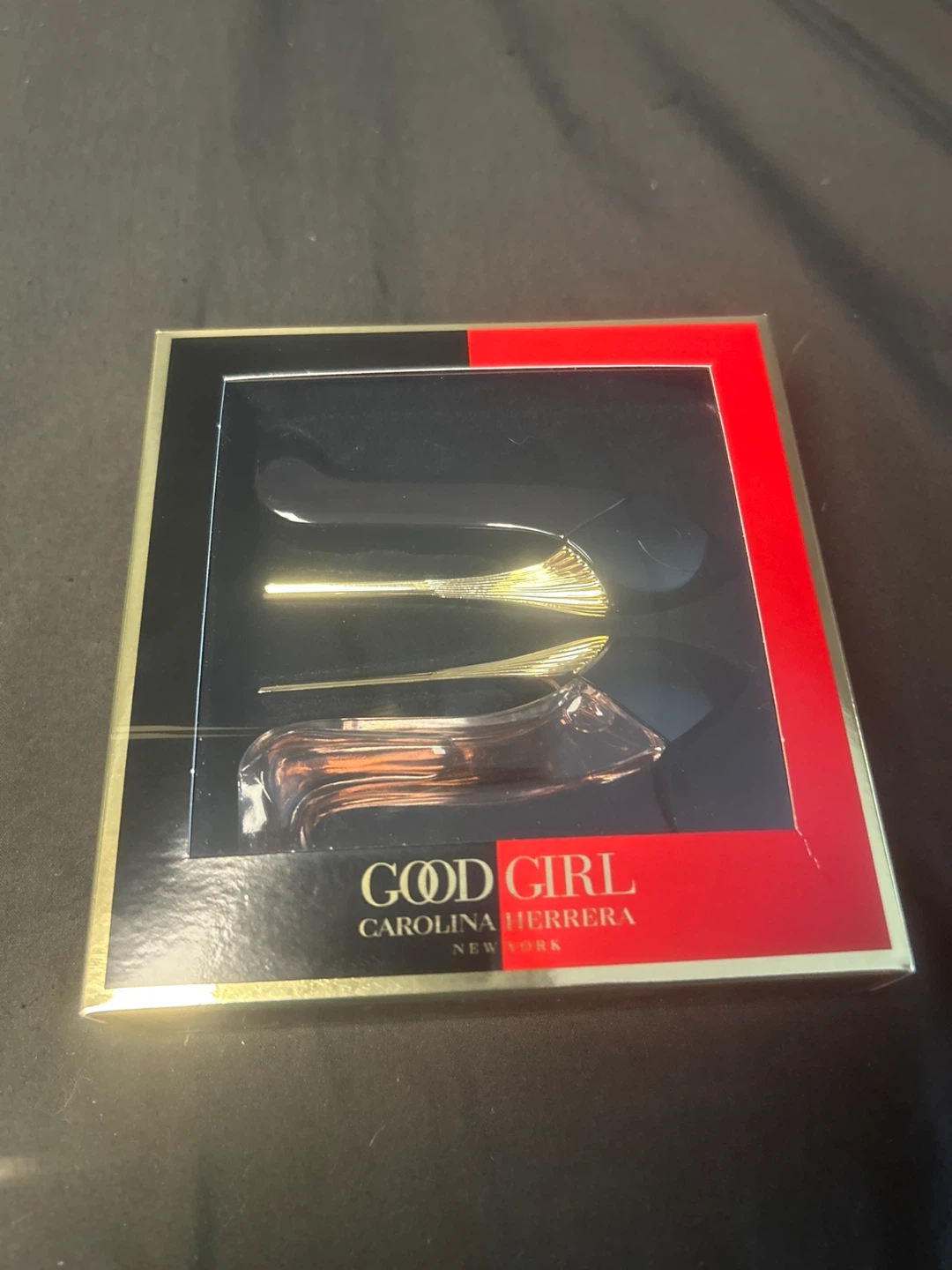 Carolina Herrera Good Girl Eau de Parfum Miniatures Set - photo 3