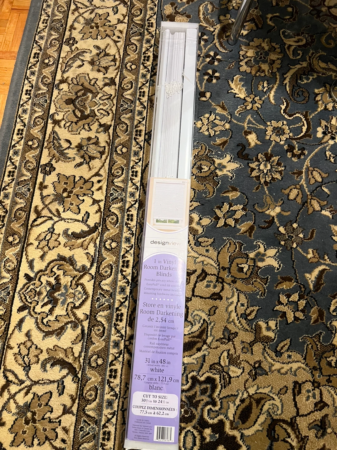 DesignView 1 in Vinyl Room Darkening Blinds - White 31x48 in
