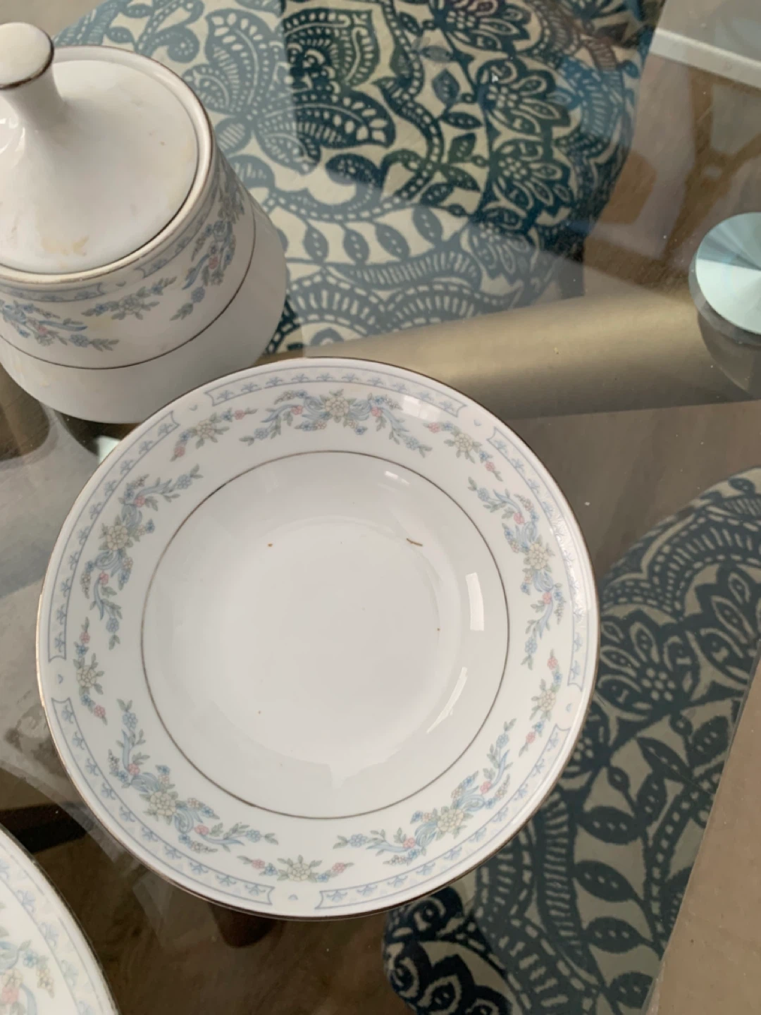 White Porcelain Tea Set with Floral Design - photo 2