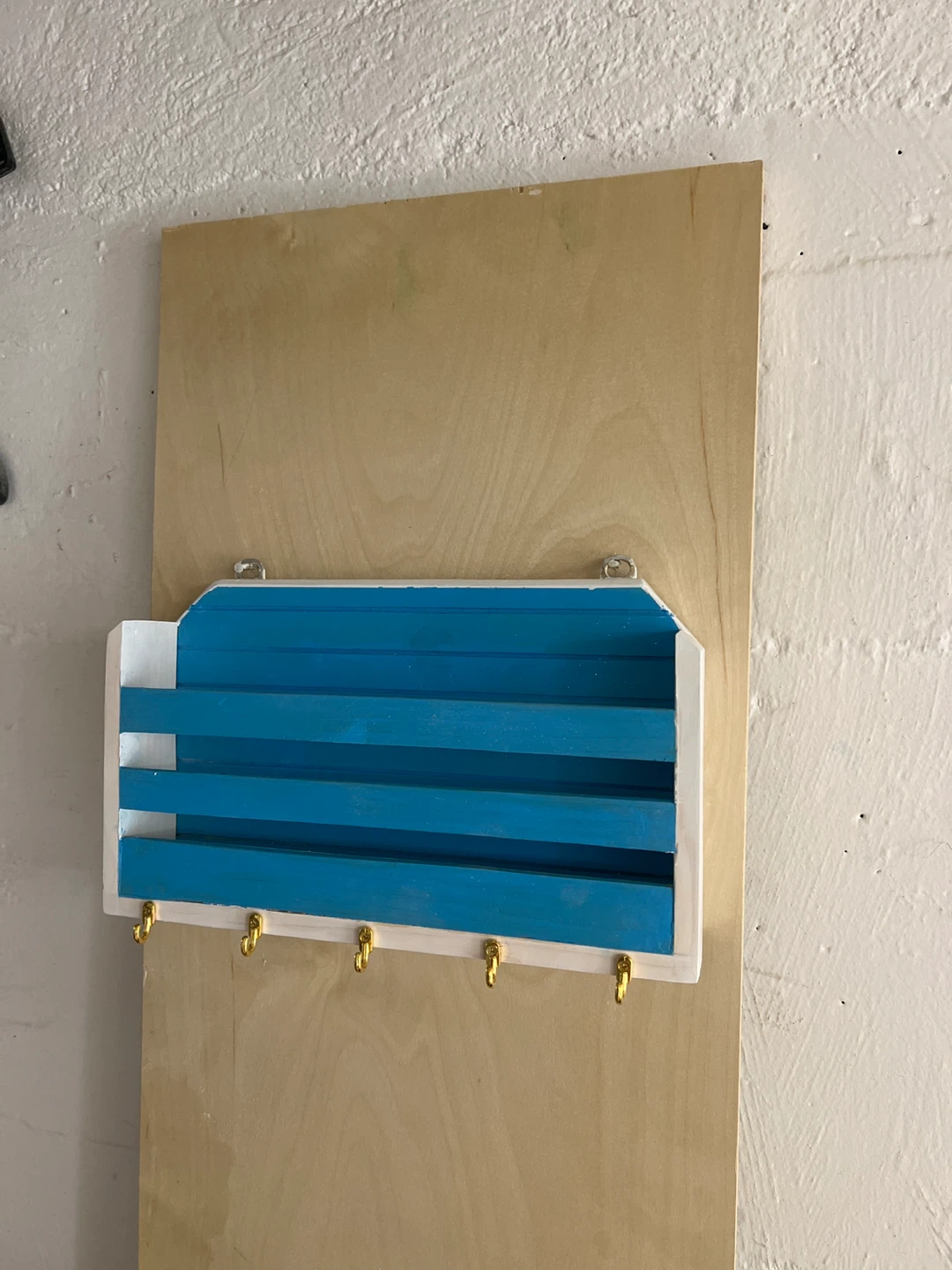Wall Mount Mail Sorter with Key Hooks - photo 3