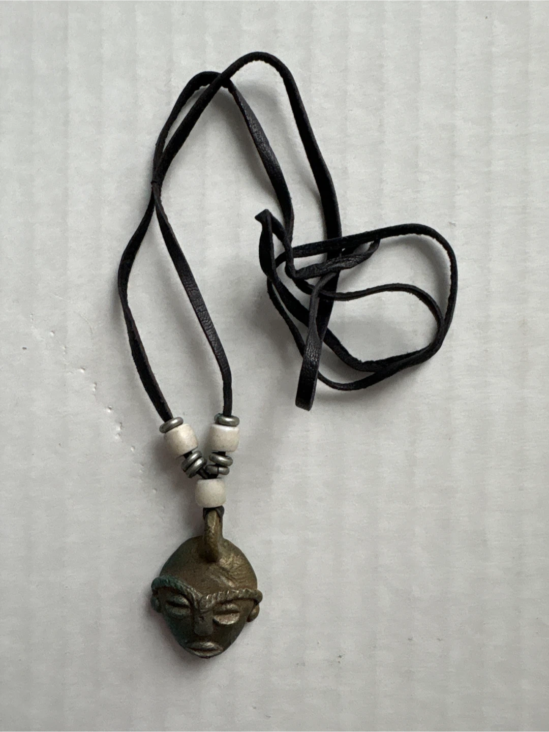 🥕Handmade Tribal Face Pendant Necklace with Round Charm - photo 2