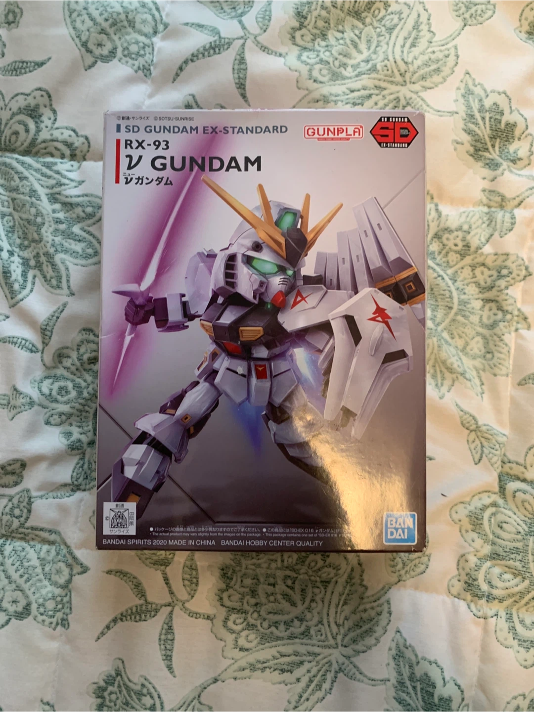 SD Gundam EX-Standard RX-93 Nu Gundam Model Kit - photo 2