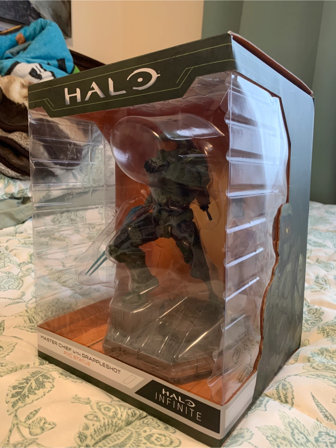 Halo Infinite Master Chief with Grappleshots PVC Statue - photo 2
