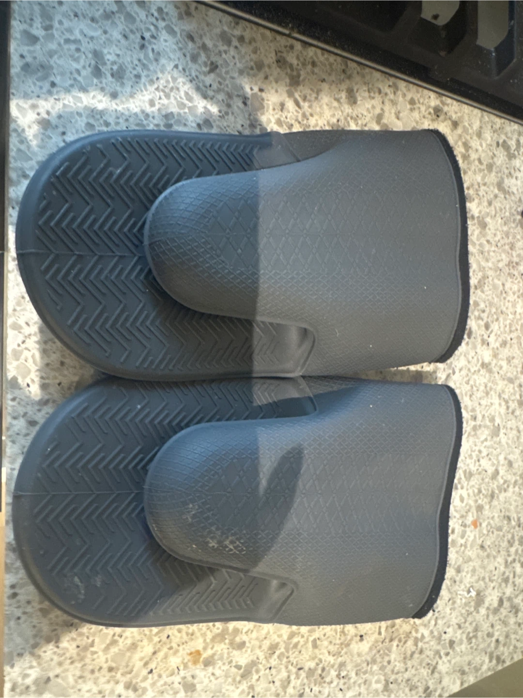 Grey Silicone Oven Mitts
