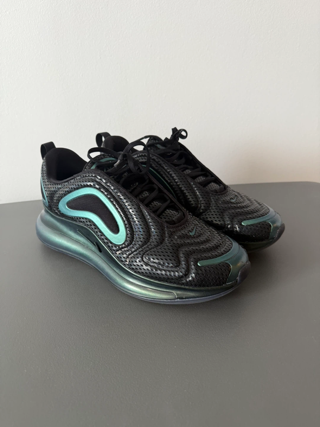 Nike Air Max 270