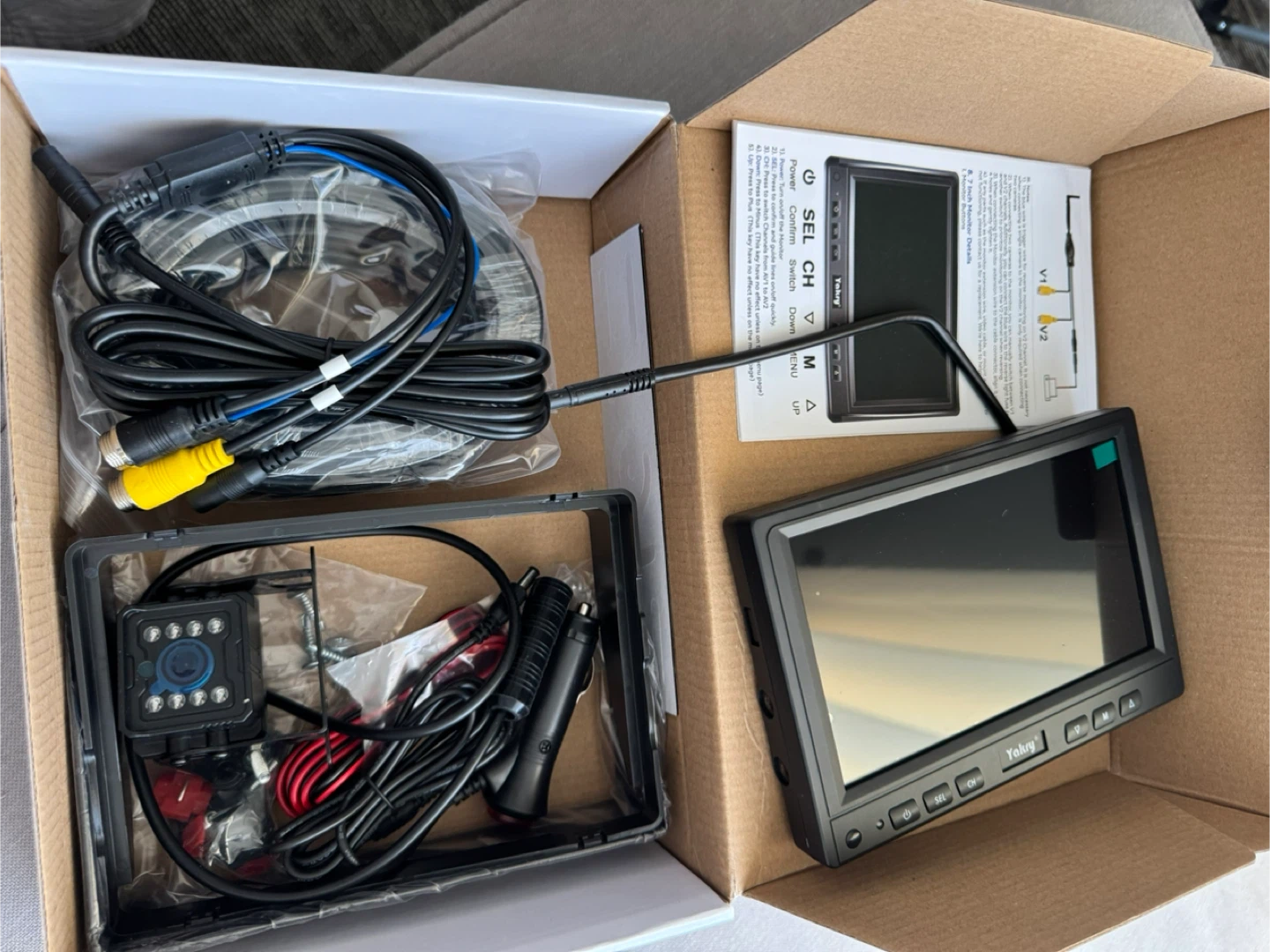 Yakry 7 Inch Wired Backup Camera & Monitor Kit - photo 2