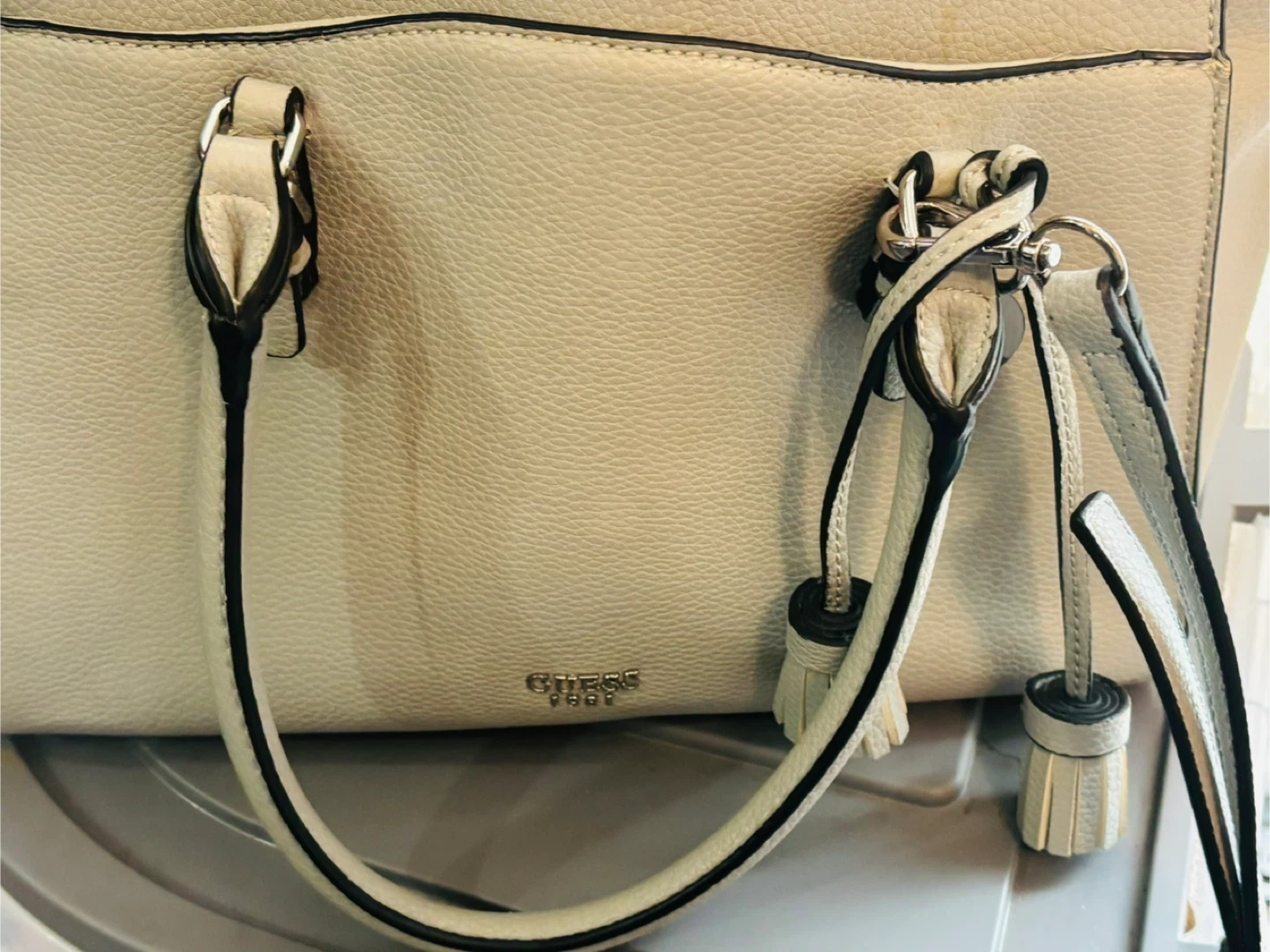 Guess  purse