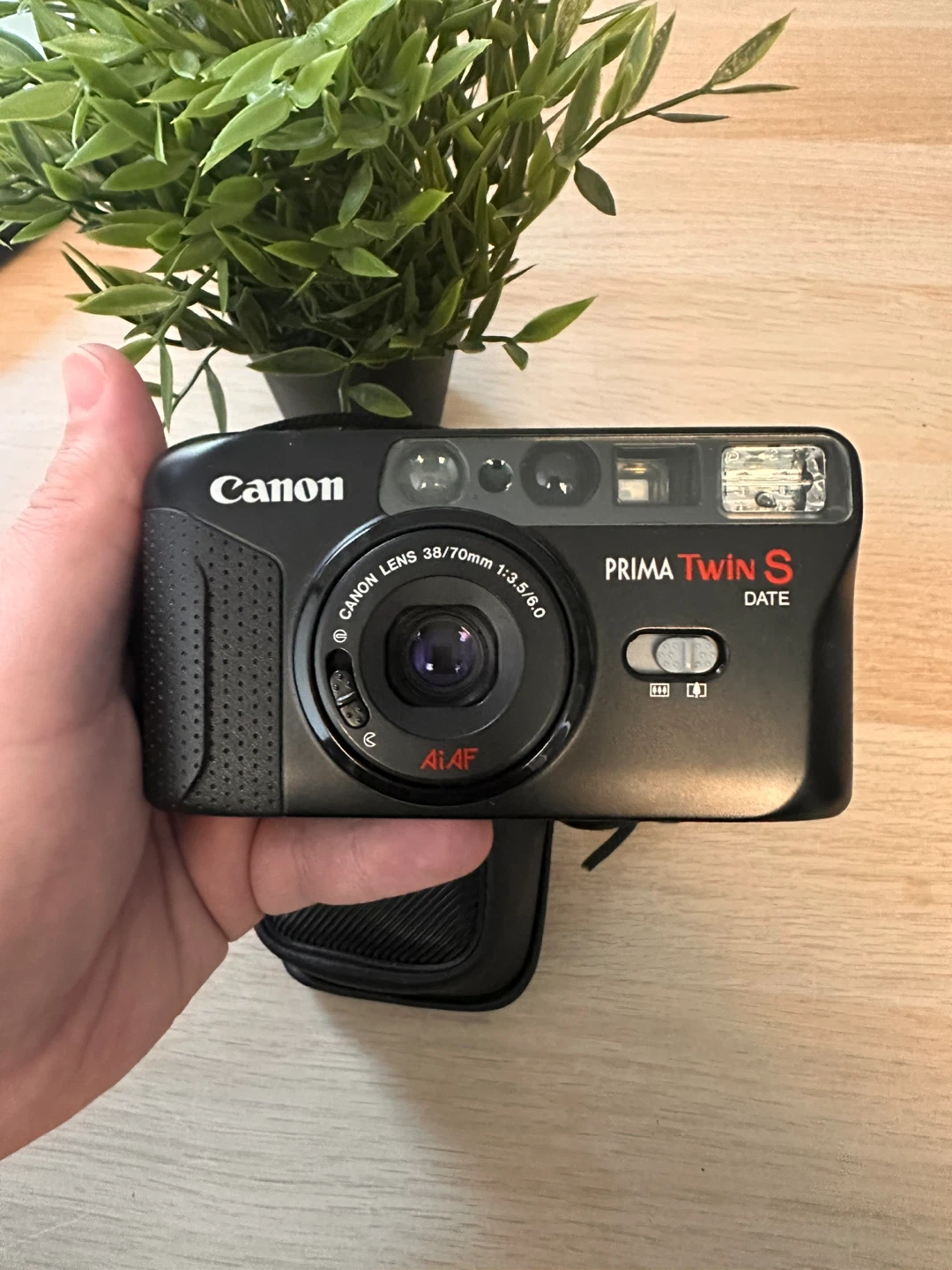 Canon Prima Twin S Date 35mm Film Camera - photo 2