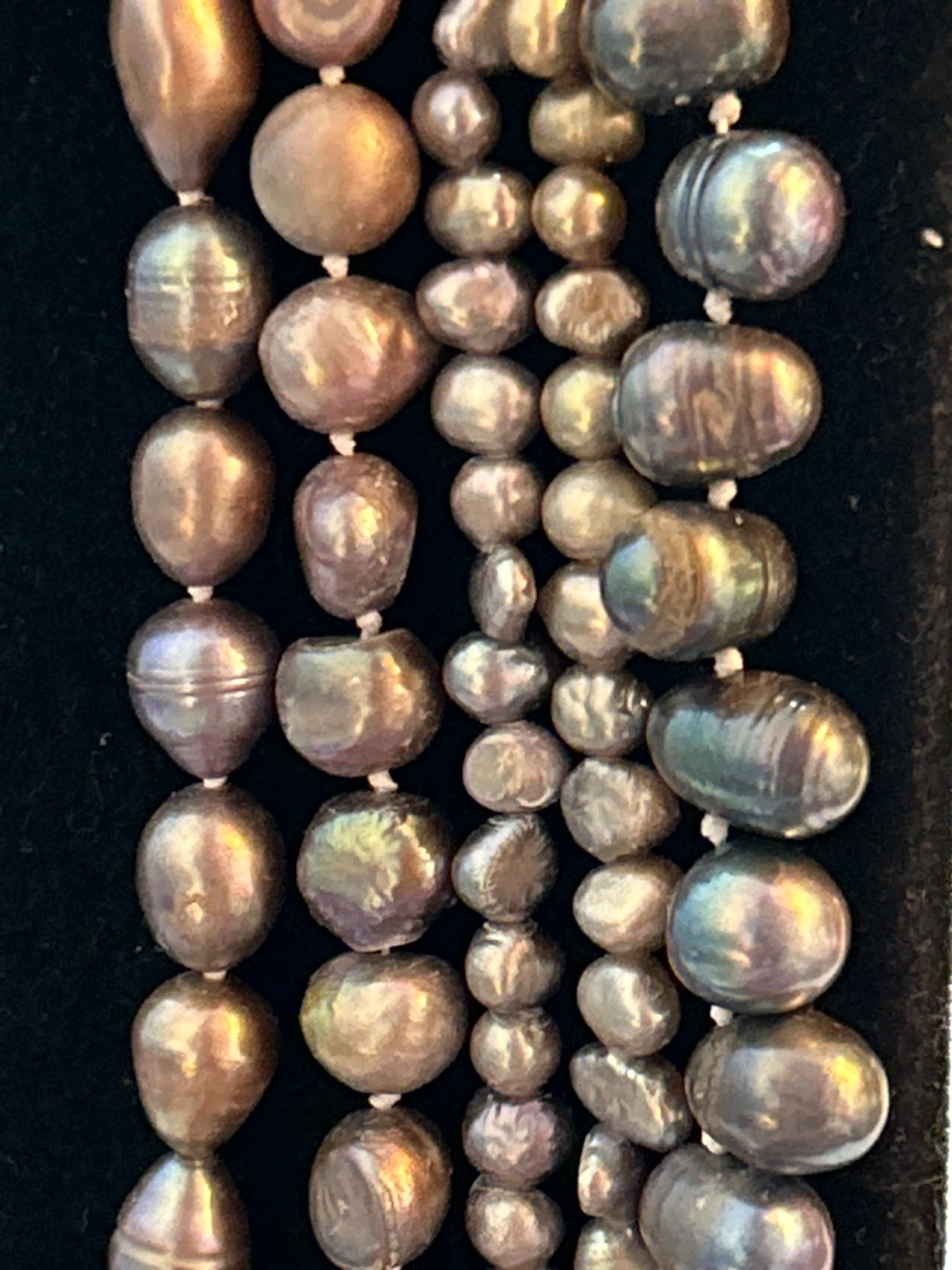 Elegant Freshwater Pearl Necklace - photo 2
