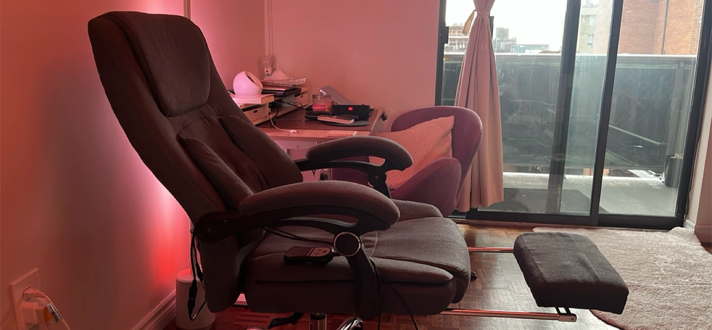 Grey Executive Massage Chair with Footrest - photo 3