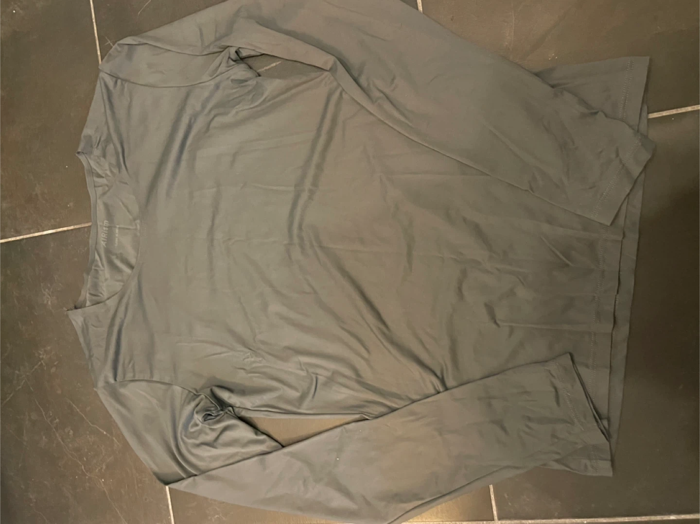 Uniqlo AIRism Long Sleeve Shirt