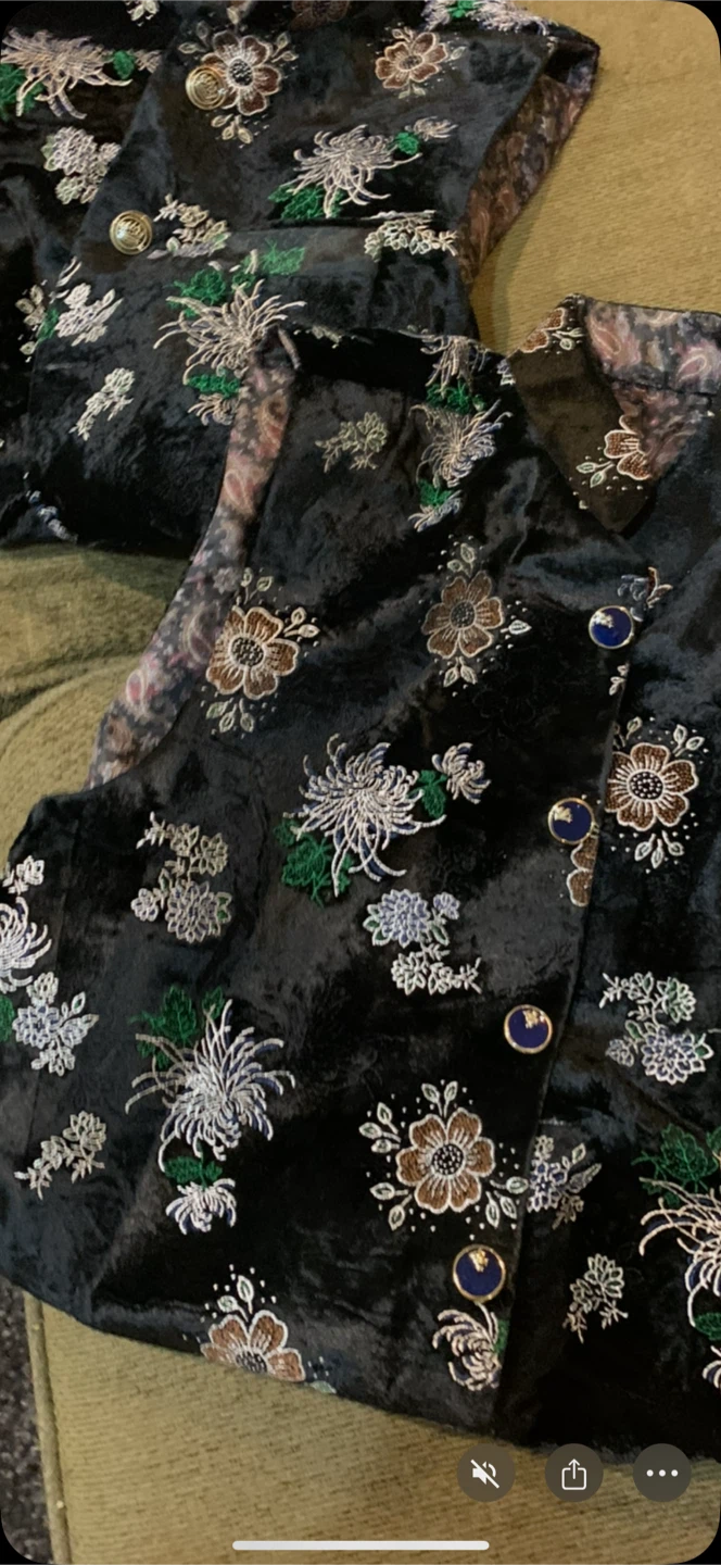 Embroidered Black Velvet Vest - photo 2