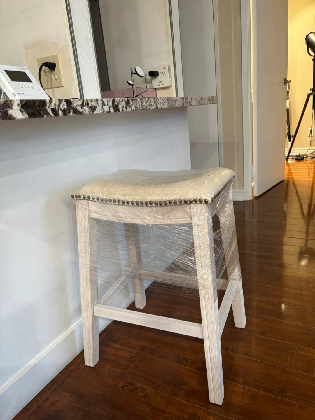 26" Upholstered Counter Stool - Cream Fabric & White Washed Wood - photo 5