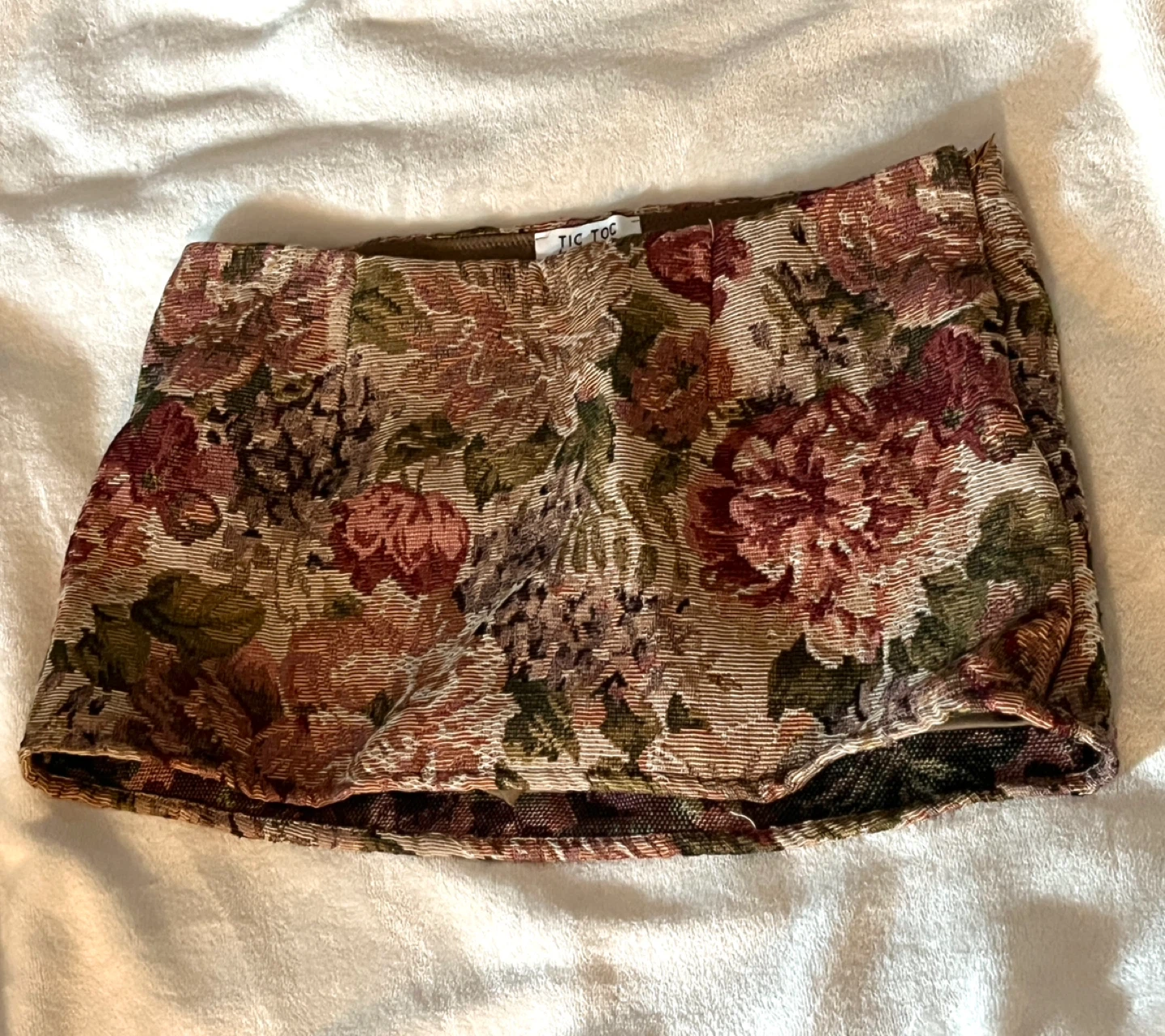 Floral Brocade Mini Skirt , Size S - photo 2
