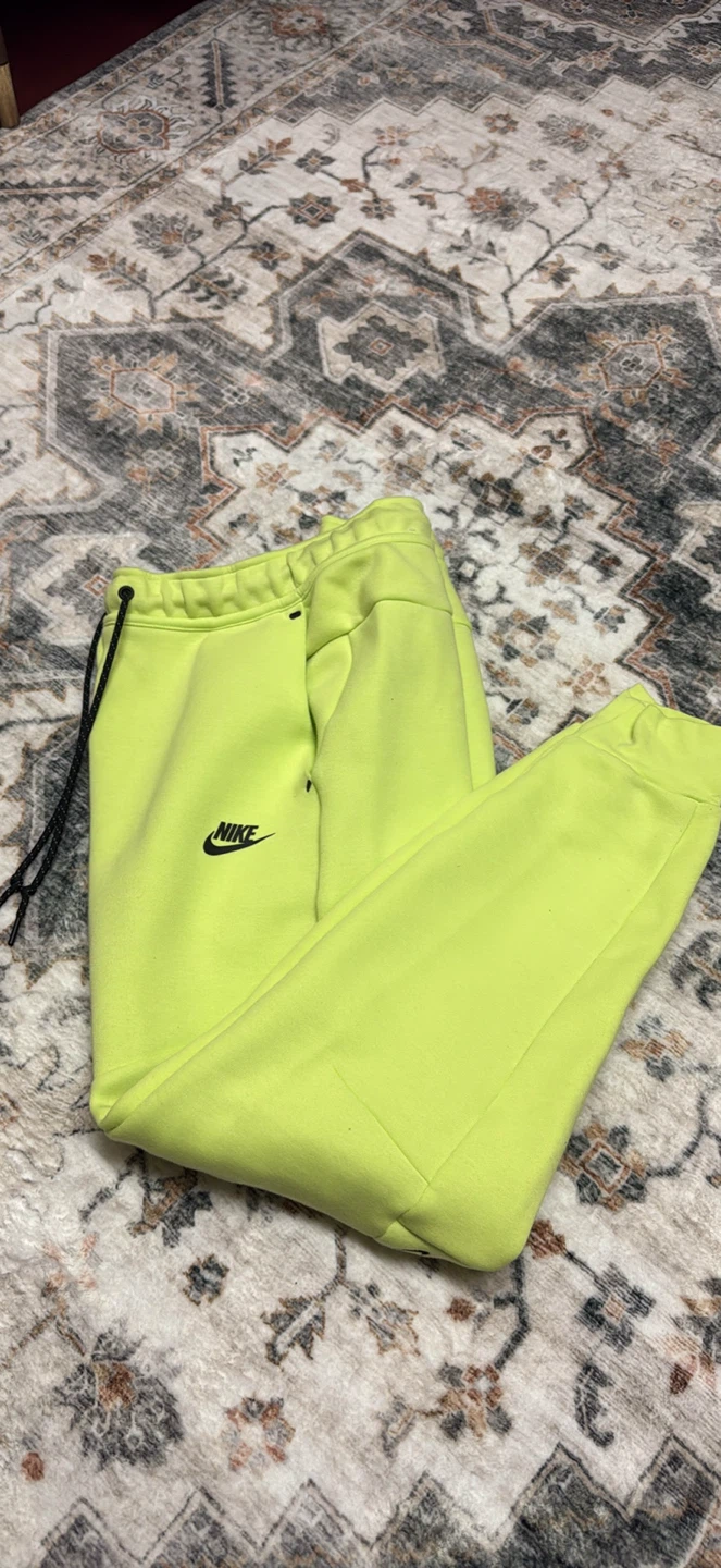 Nike Tech Fleece Joggers - Lime Green - Size M - photo 2