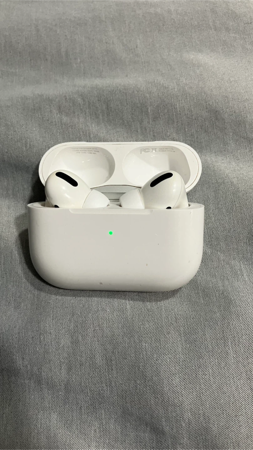 Apple AirPods Pro (1st Generation) - photo 3