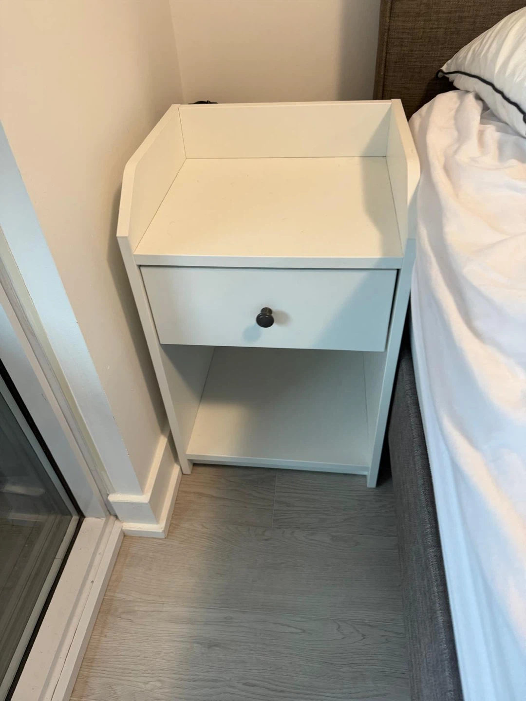 Two White Nightstands with Drawer and Shelf