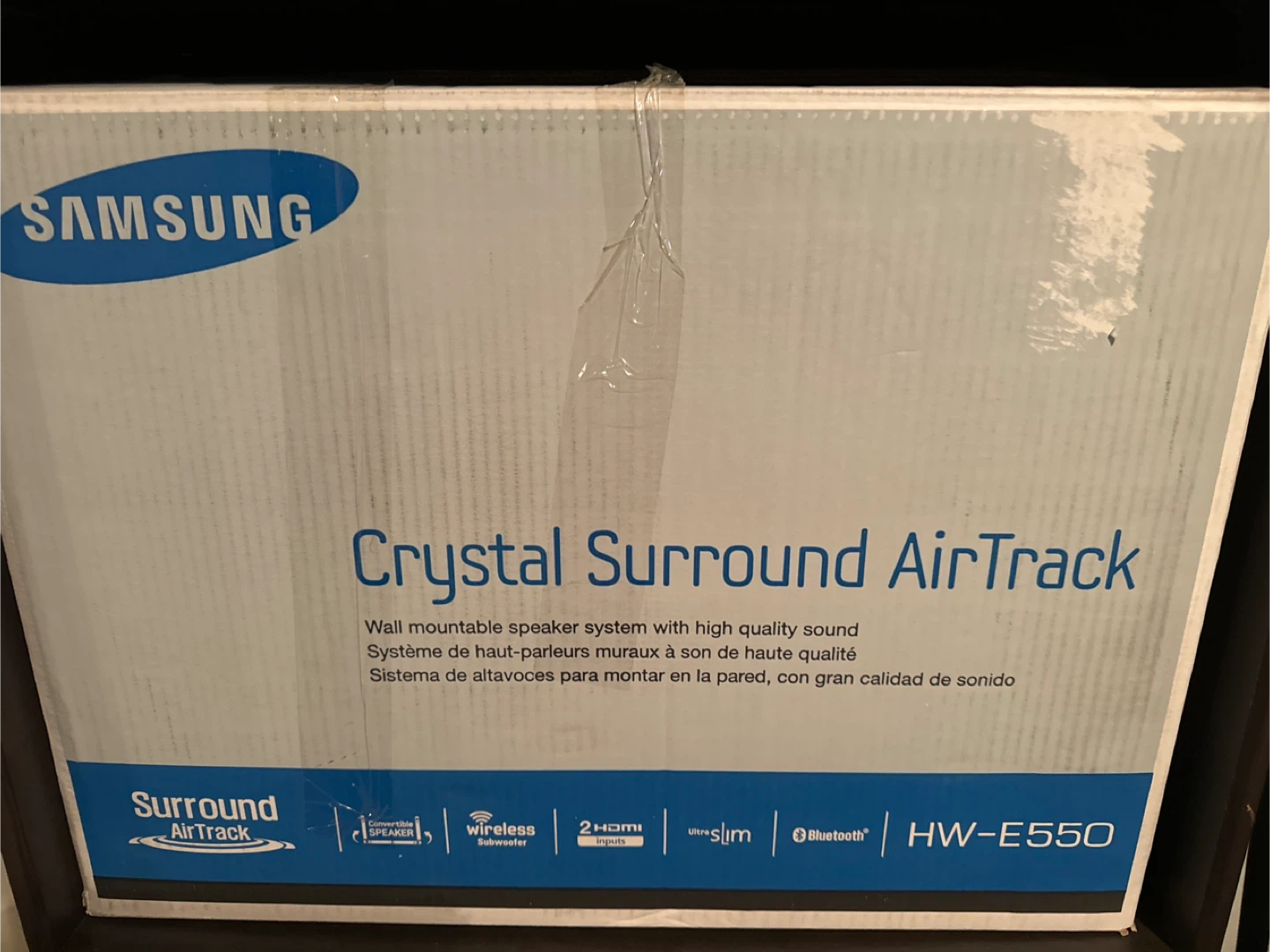 Samsung Crystal Surround AirTrack HW-E550 Soundbar System