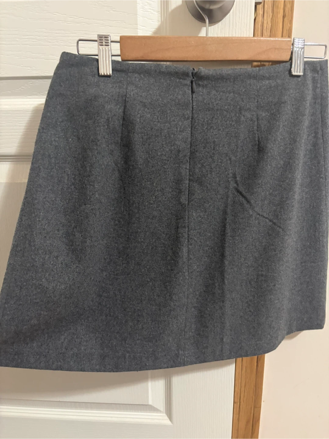 BRAND NEW - H&M Grey Wool Blend Skirt - photo 3