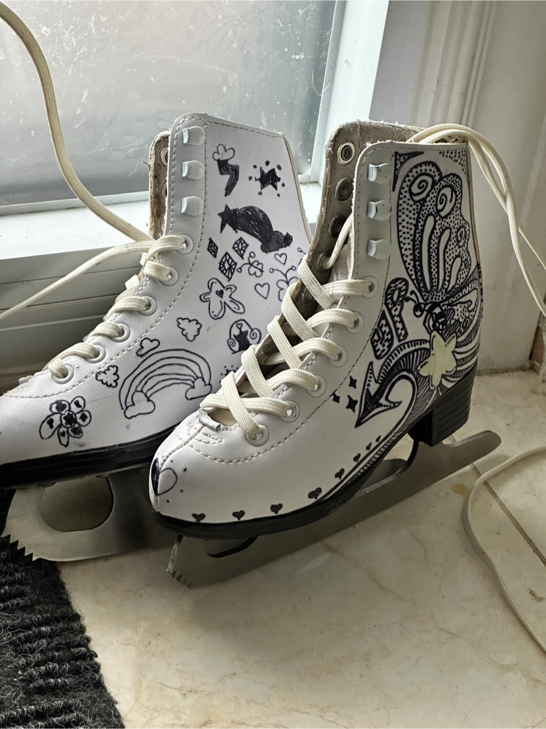 Girls White Figure Skates with Custom Drawings - photo 5